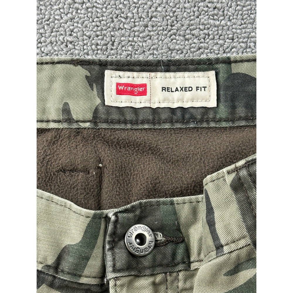 Wrangler Cargo Pants Men 30x32 Multi Color Fleece Lined Relaxed Fit Camo Outdoor - Picture 3 of 7